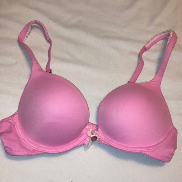 Women’s Victoria’s Secret Body by Victoria Pink Push Up plunge bra